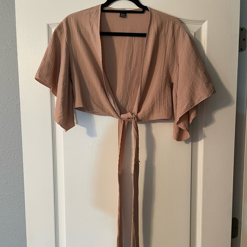 SHEIN Wrap Crop Top